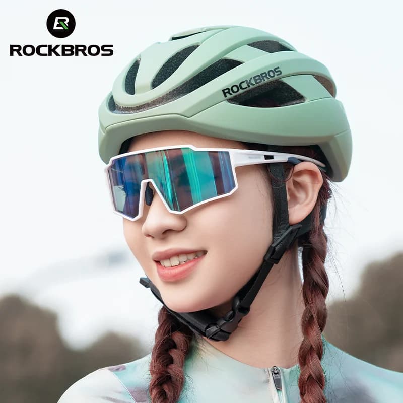 Ultraleichter integrierter Fahrradhelm
